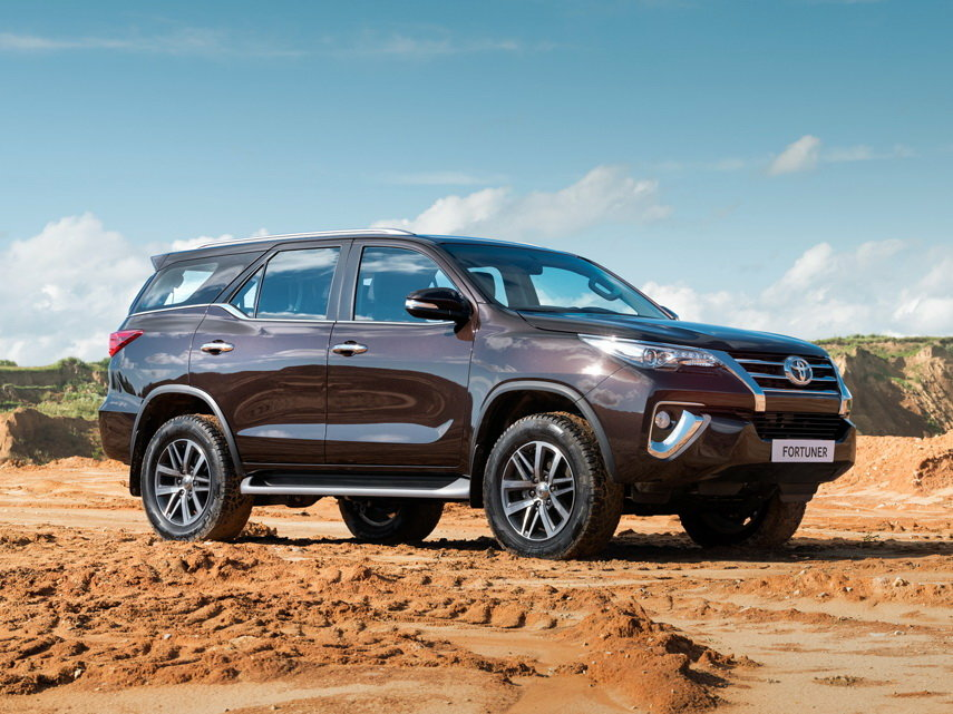 Коврики текстильные "Стандарт" для Toyota Fortuner II (suv / AN160) 2015 - Н.В., черные, 3шт.